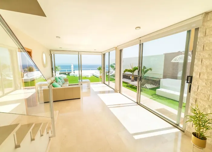 Luxury Vista De Mar Vila *